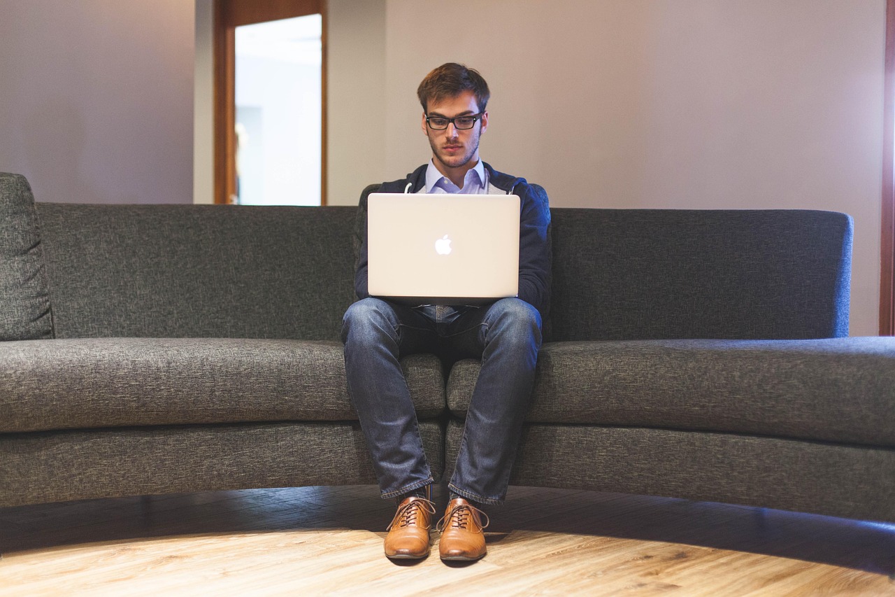 What are the top 10 financial tools or apps that individuals and businesses are using for budgeting and financial management?